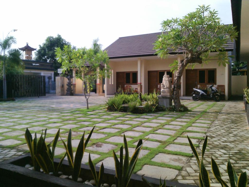 Deka Homestay Mataram Exteriér fotografie