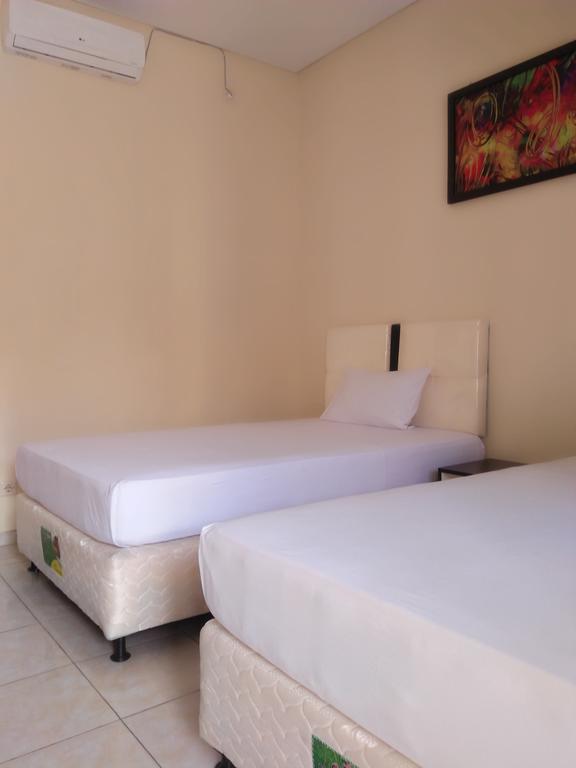 Deka Homestay Mataram Exteriér fotografie